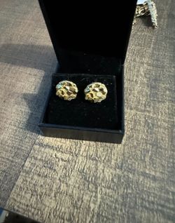 gold nugget earrings