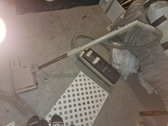 Diplomat Electrolux Vacuum Cleaner