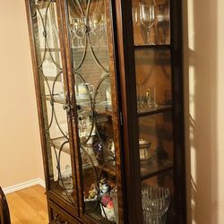 Dining Table And Hutch 