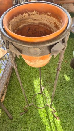 Plant stand