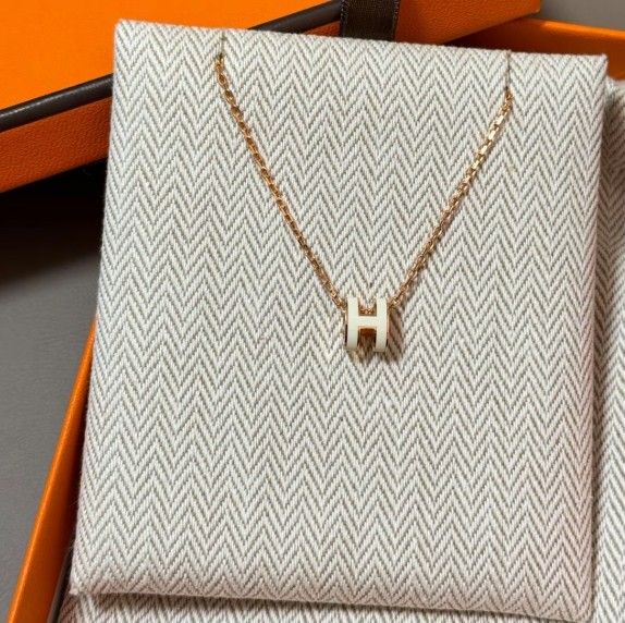 Logo letter decoration Metal necklace Women's pendant ice brown chain rose gold