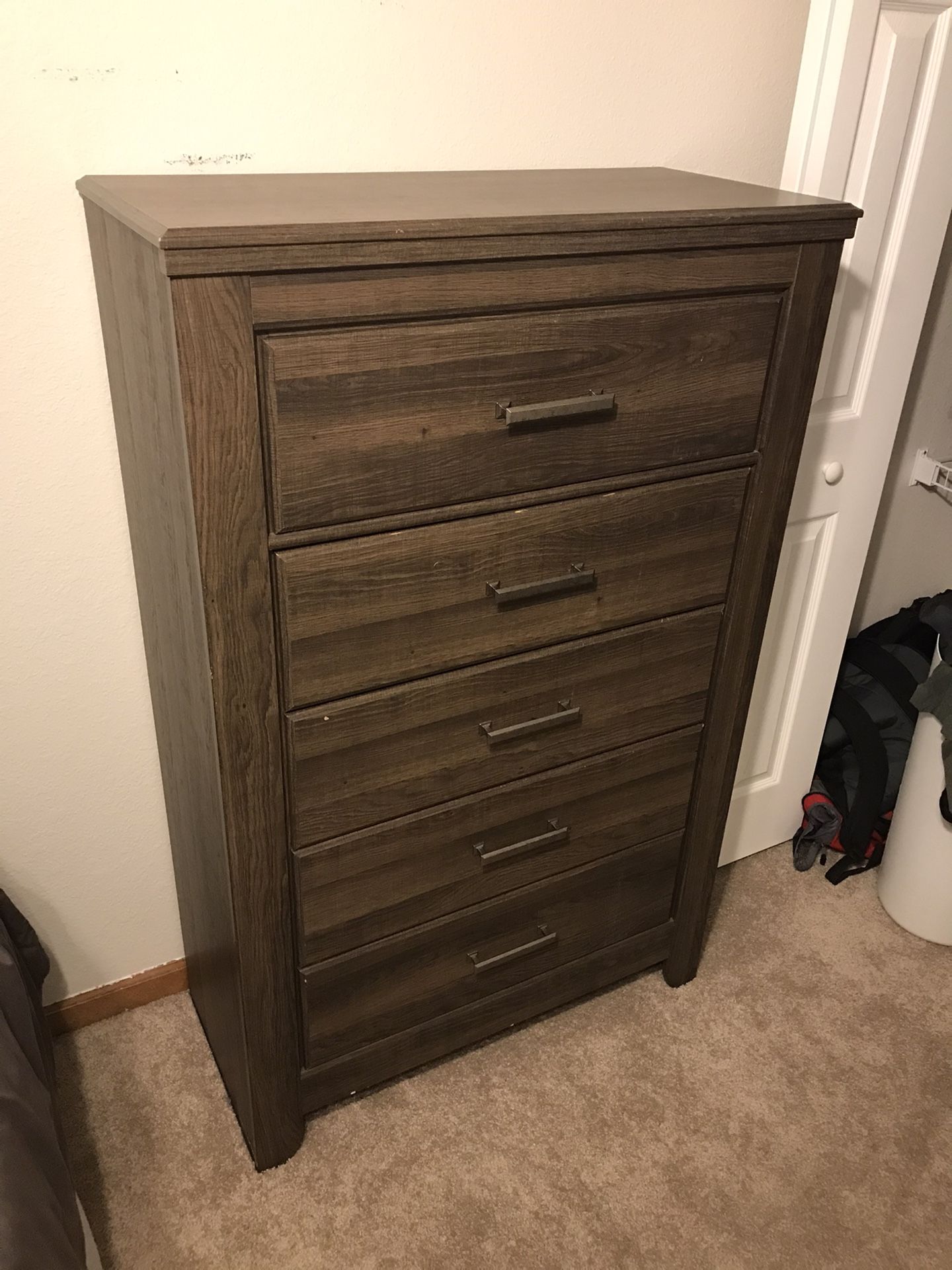 5 Drawer Dresser