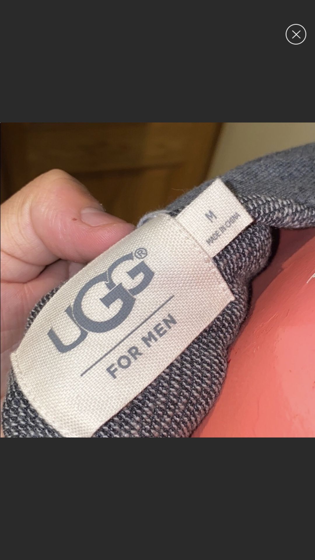 UGG Men’s Size Medium Gray Color EUC