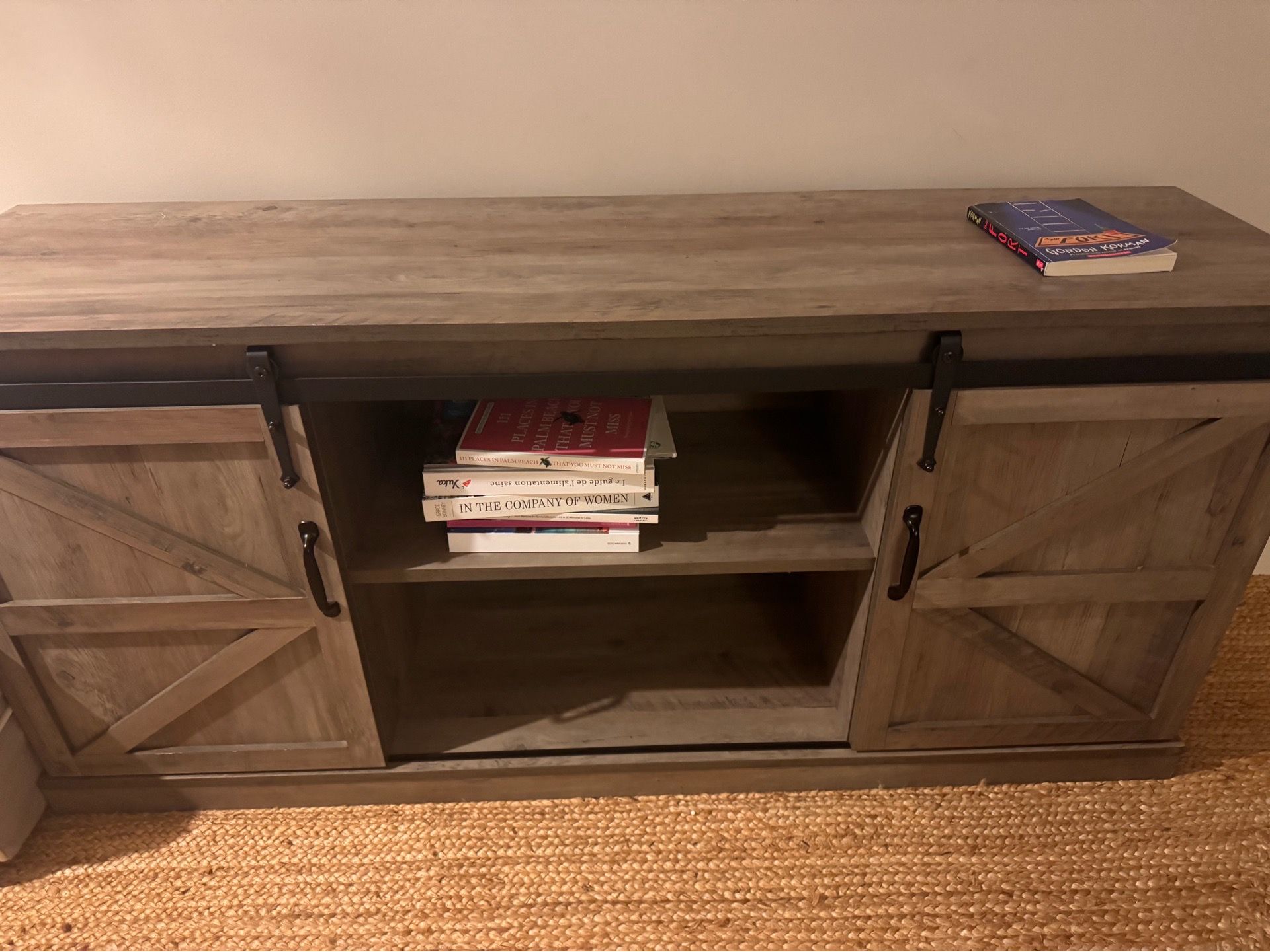 Rustic Farmhouse TV Stand / Media Console with Sliding Barn Doors