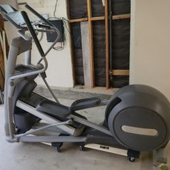 Precor EFX 576i