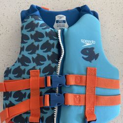LIKE NEW Speedo Child Life Vest (30-50 lbs) - Used once only