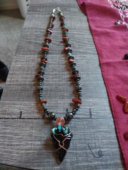 Aarowhead Necklace Navajo Made 