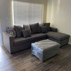 Grey Sectional With Ottoman ‼️brand New In Stock‼️