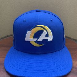 New Era LA Rams Super Bowl 56 Champions Fitted Hat Size 7 3/4. Good Condition.