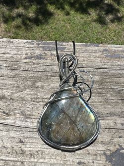 labradorite pendant