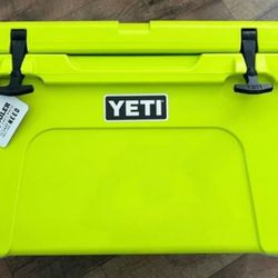 YETI Tundra 45 Cooler 