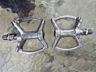 Pedals 