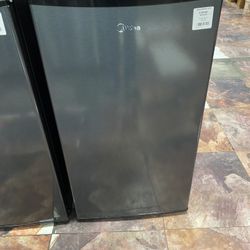 Midea 3.3 cu. ft. Compact Refrigerator Dorm Fridge Freezer Refrigeratorf
