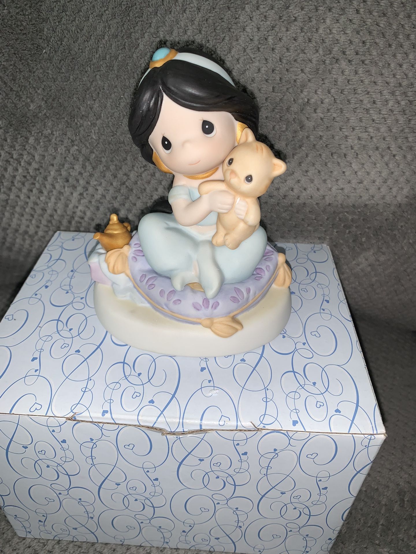 Disney Precious Moments Princess Jasmine Figurine 