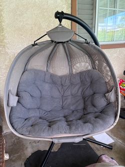 Flowerhouse Pumpkin loveseat chair