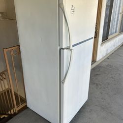 Refrigerator For Sale 