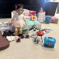 American Girl Doll , Bed And Accessories 