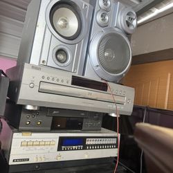 ALL Electronics Audio Equipment ALL ONE LOT