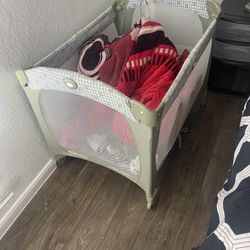 Baby Crib 