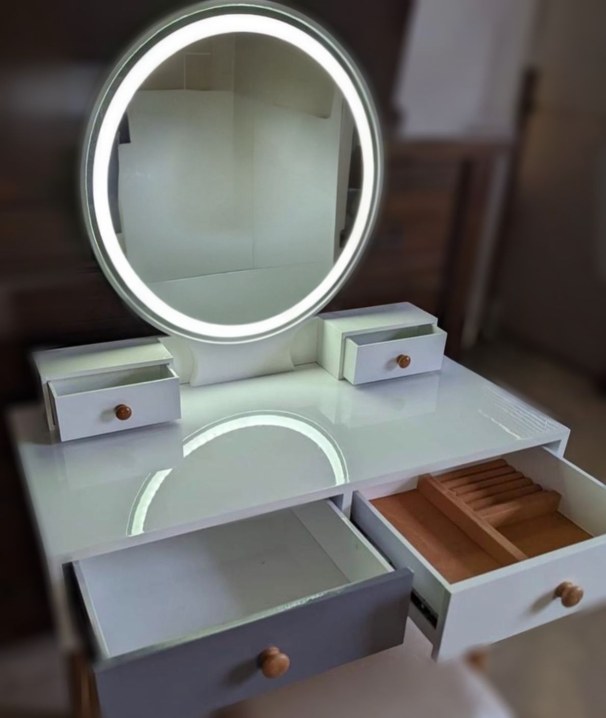 Makeup Vanity