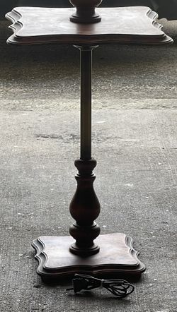 Free Standing Lamp