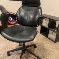Ergonomic Desk/Gaming Chair