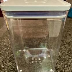 4.4 Qt Pop Container