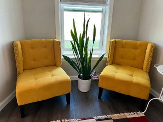 Set of 2 Mustard Yellow Accent Chairs – Excellent Condition