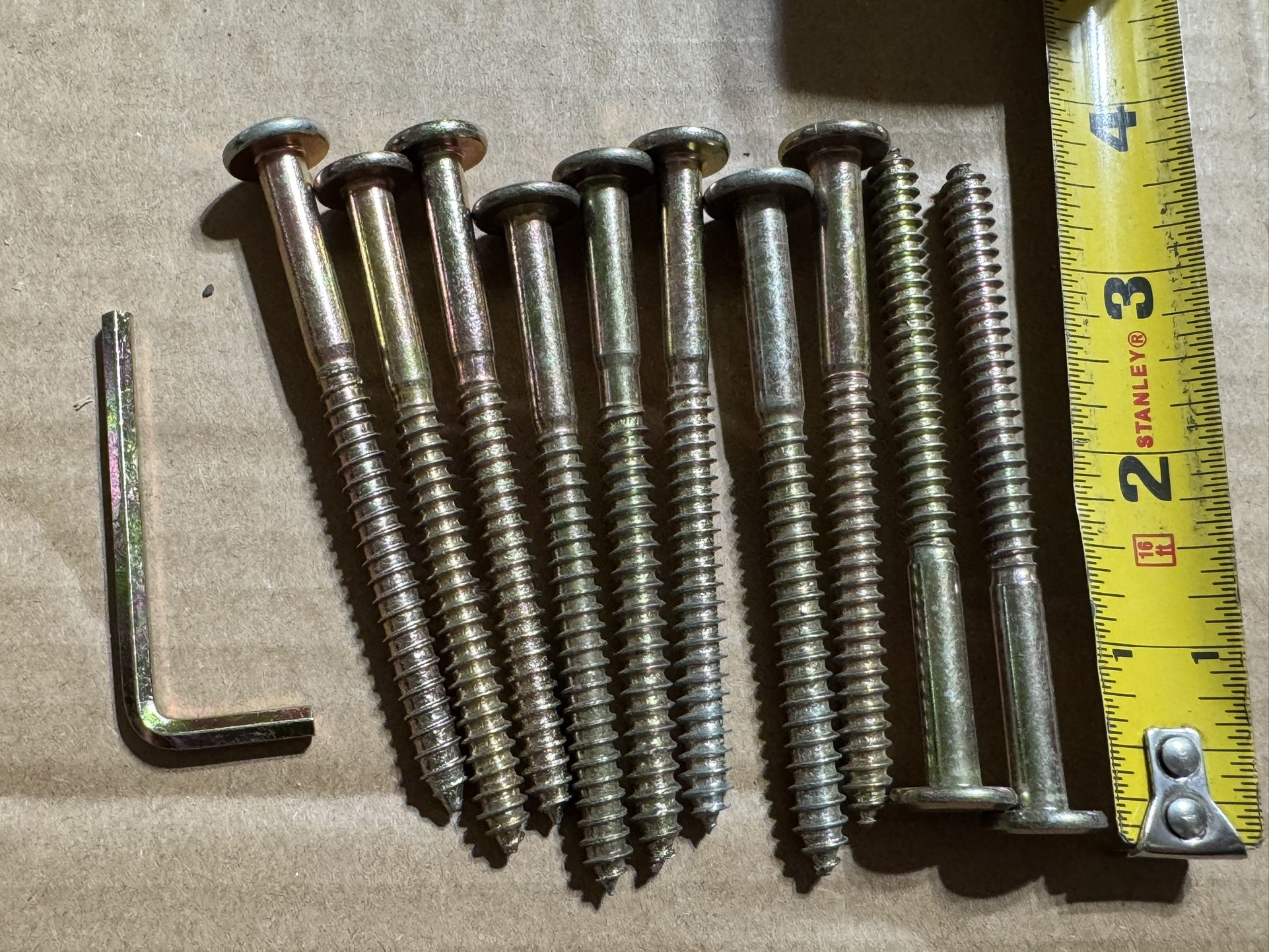 3.5” Screws With Allen Head At Of 10 With Allen Key