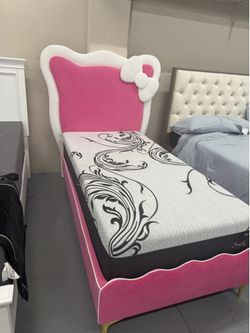 Twin size bed // pink hello kitty bed // bedroom furniture// same day delivery 🚚
