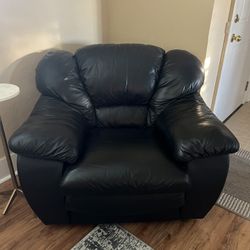 Black Leather Lounge chair 