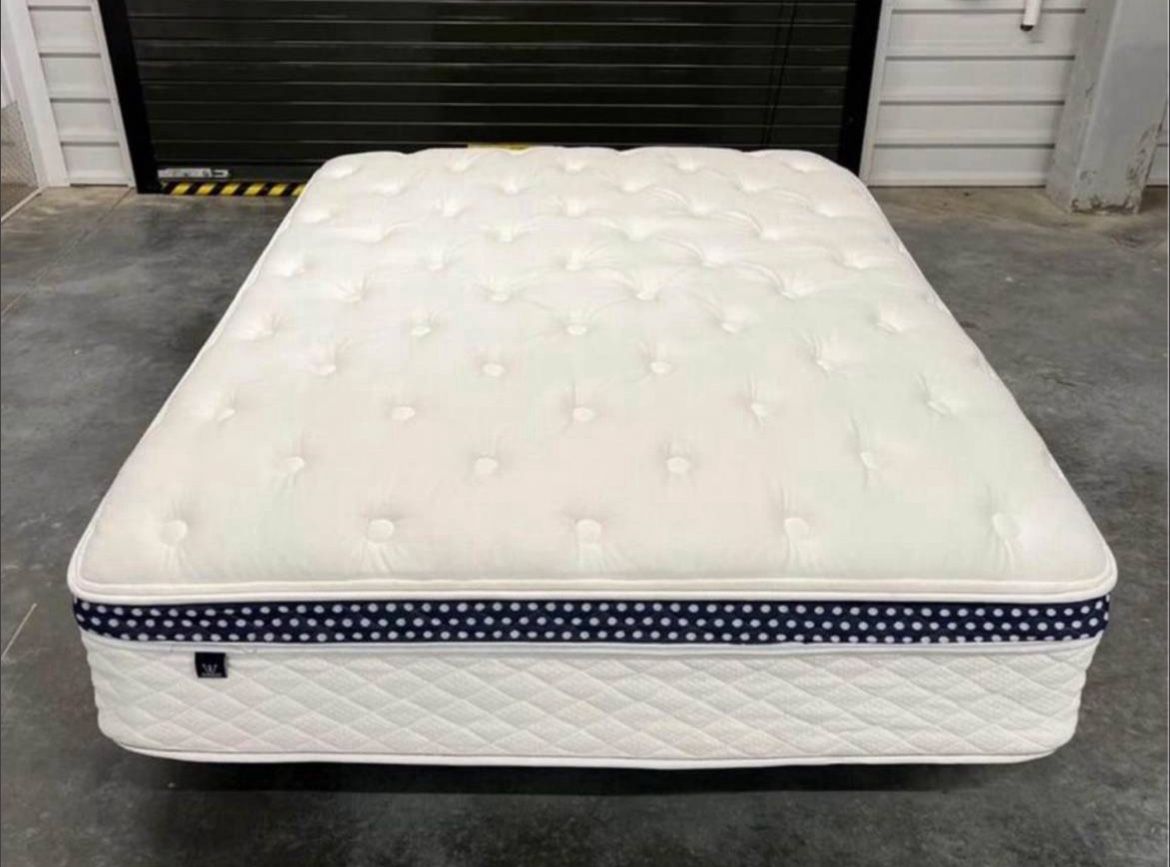 The Winkbed Luxury Firm Queen Mattress