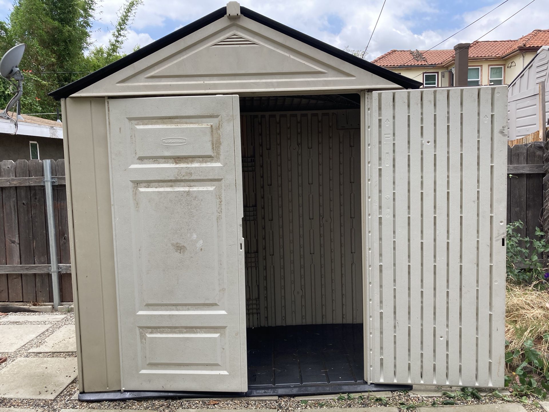 Rubbermaid 4x6 storage shed