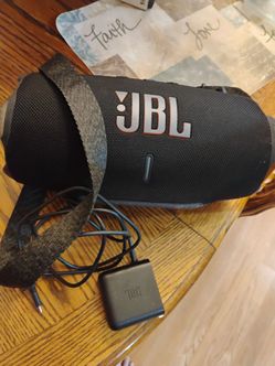 JBL extreme 4 wireless Bluetooth speaker (black)