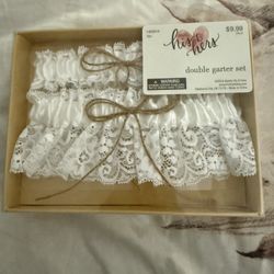 Garter Set
