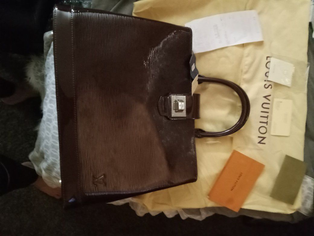 Louis Vuitton Astronaut (rose Gold) for Sale in San Jose, CA - OfferUp