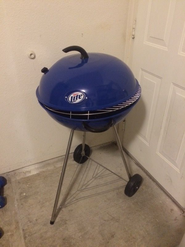 *MILLER LITE BBQ PIT* for Sale in San Antonio, TX OfferUp