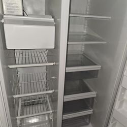 Kenmore Fridge Apt Size 36 By 66 High Works Excellent 