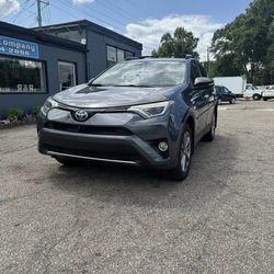 2017 Toyota Rav4 HV