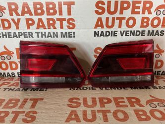 2018 Atlas Inner Tail Lights Pair OEM 🤩 2020
