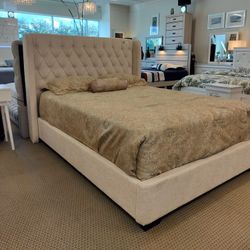 Queen Size Bed 
