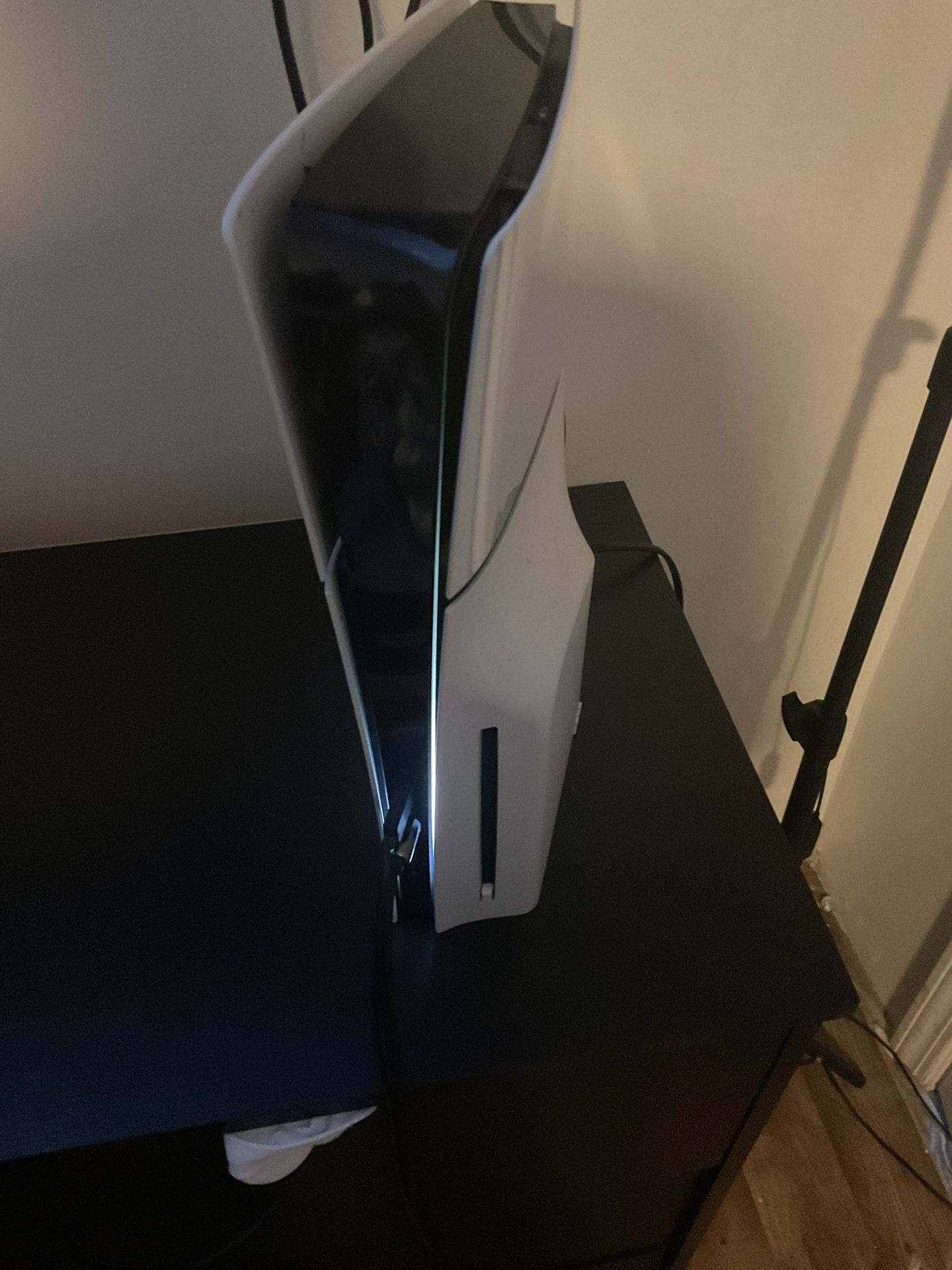 Play Stay Station 5