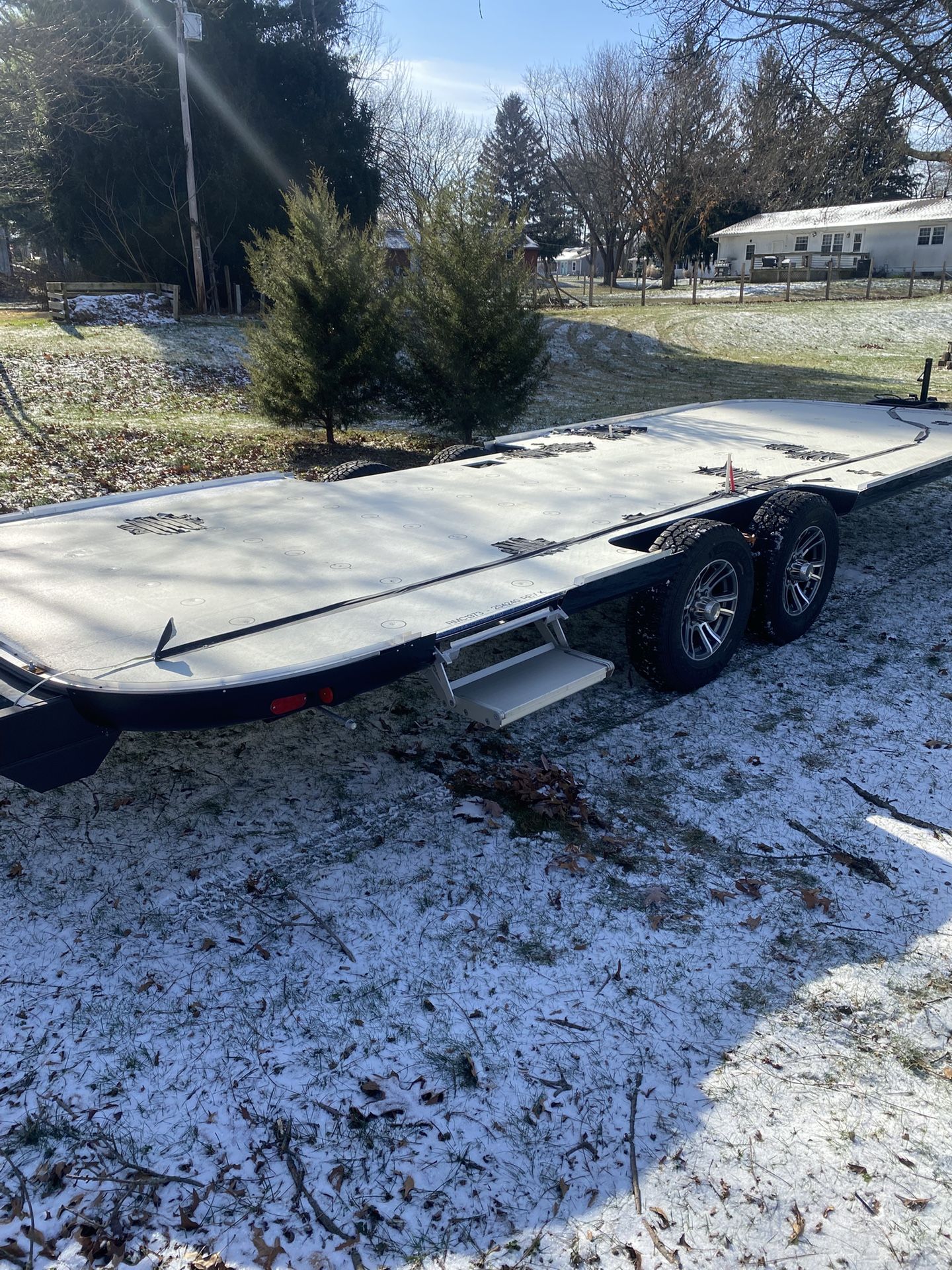 27’ Trailer