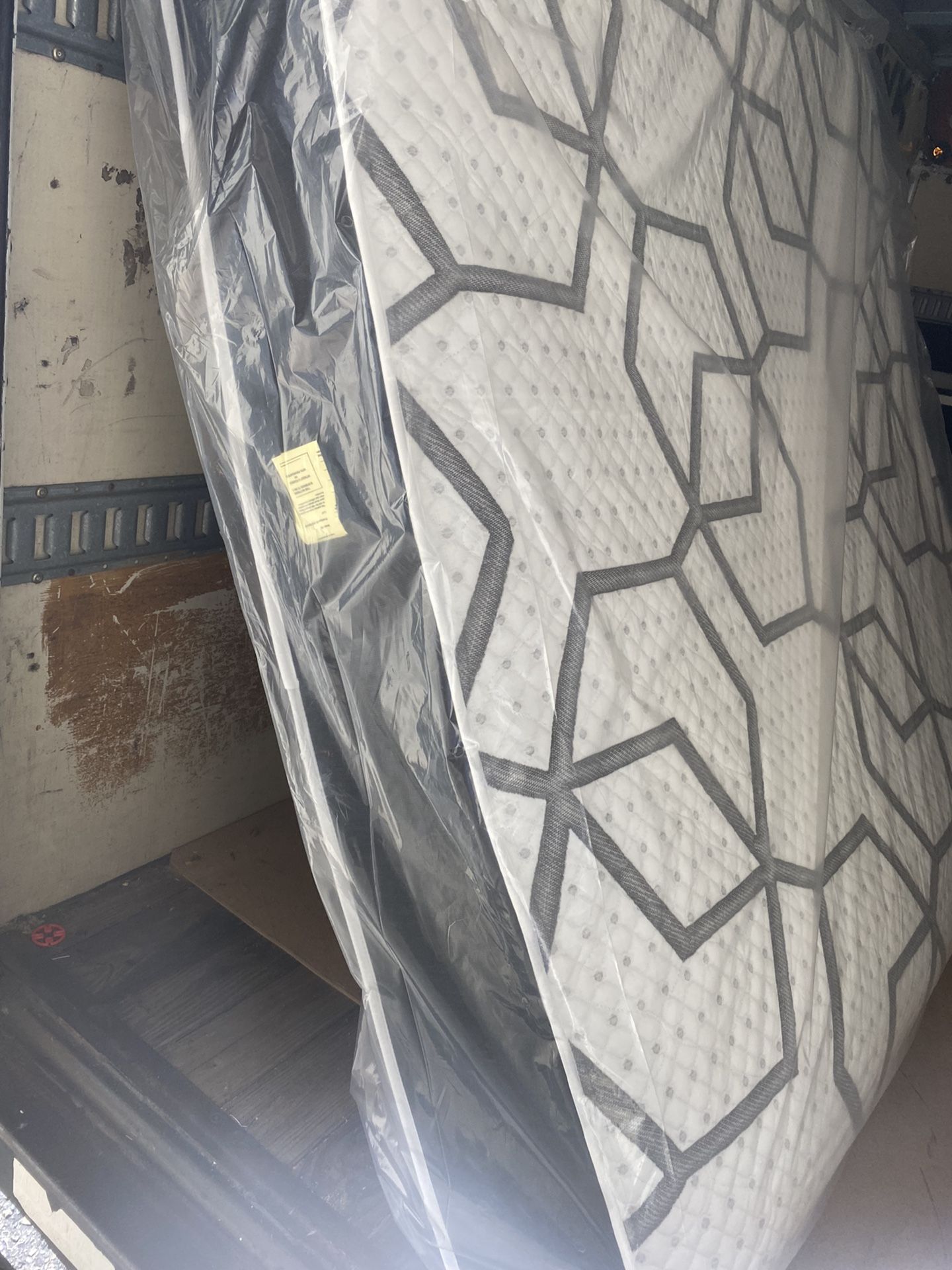 Ki G Regular Mattress And Box Spring New In Plastic Free Delivery In Atlanta I