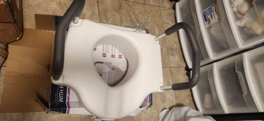 Raised Toilet Seat with Armrests