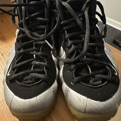 Nike Foamposite Men’s Size 10 