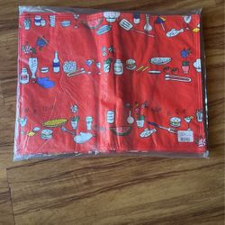 6 Place Mats 14 x 19