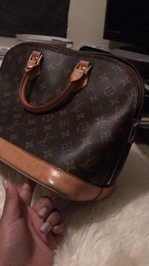 Authentic Louis Vuitton Alma
