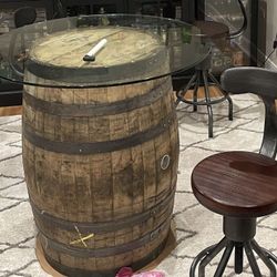 Bar Barrel Table And Chairs
