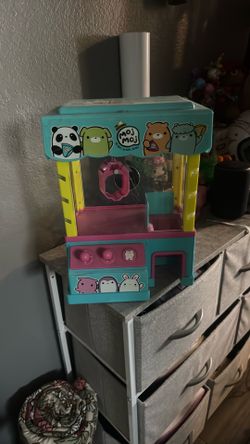Moj Moj claw machine